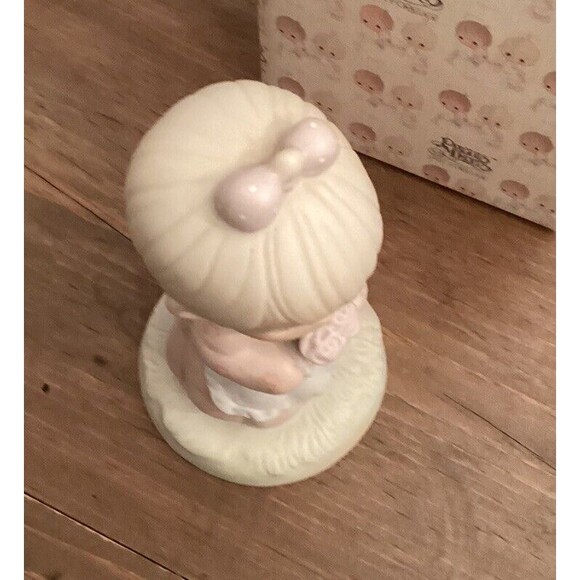 1987 Precious Moments, Mommy I Love You, 112143 Figurine Girl Child - Picture 6 of 9